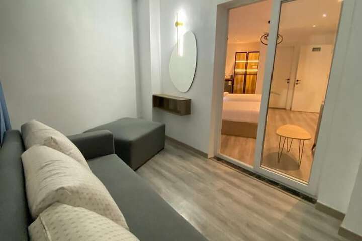 Room 71 of 135