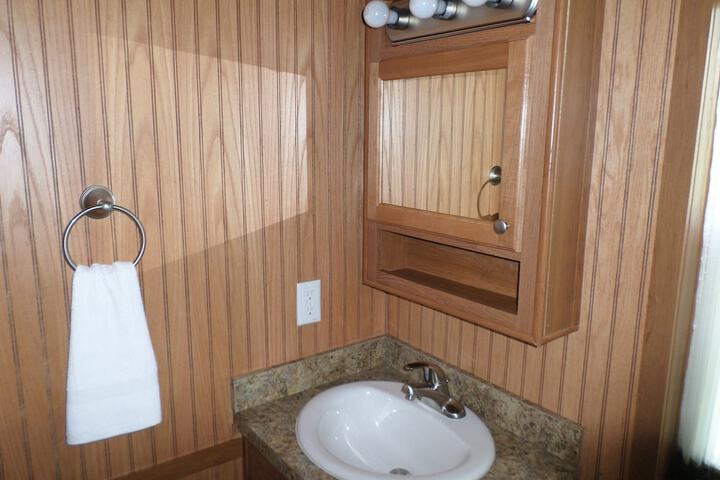 Room 12 of 29