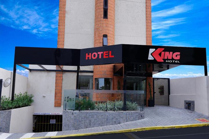 Hotel 32 of 34