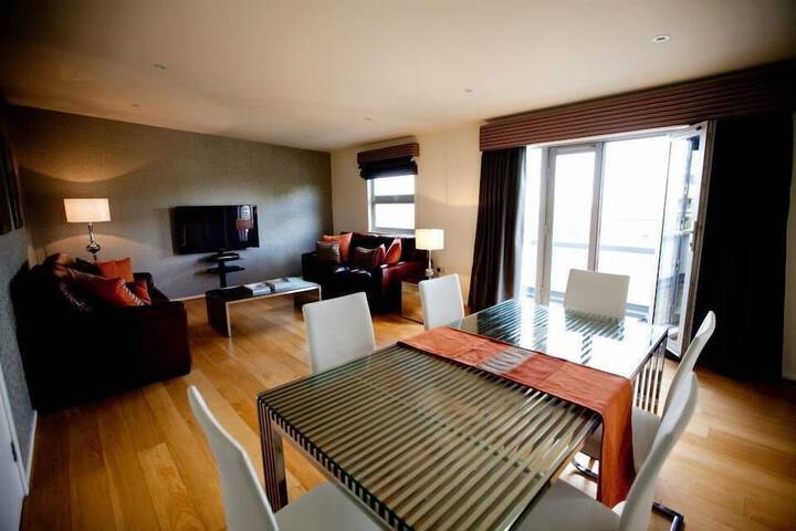 Room 14 of 22