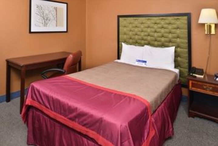 Room 5 of 39