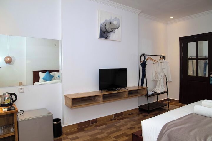 Room 8 of 39
