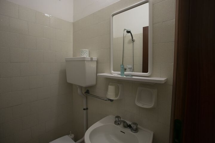 Room 41 of 71
