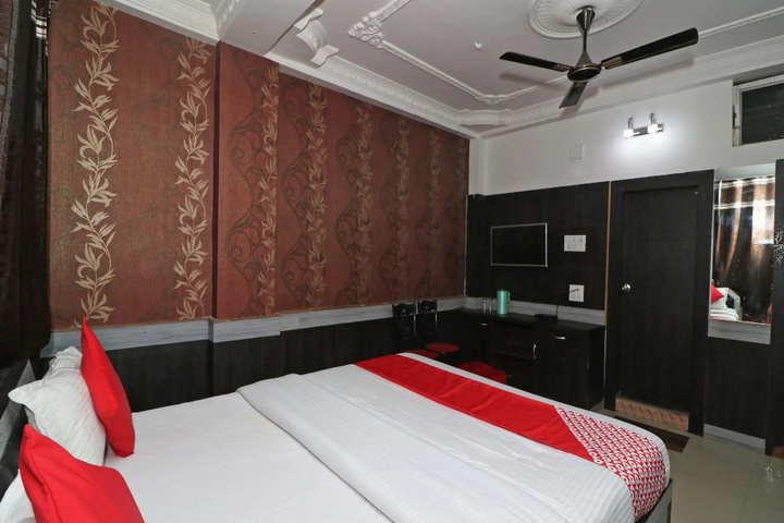 Room 3 of 4