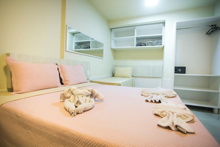 Room 33 of 85