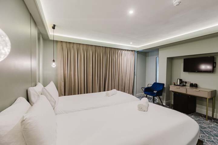 Room 197 of 263