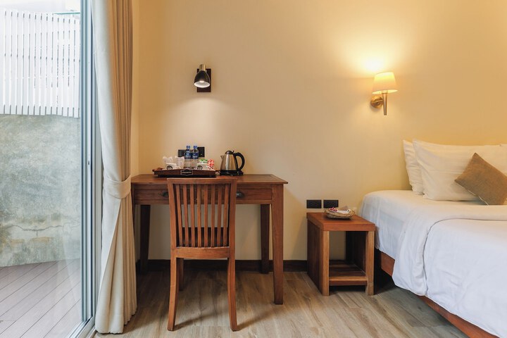Room 74 of 193