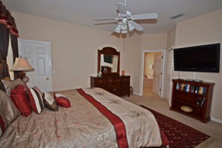 Room 57 of 60