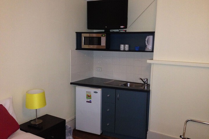 Room 25 of 84