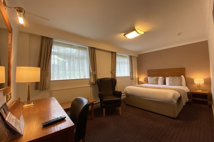 Room 9 of 52