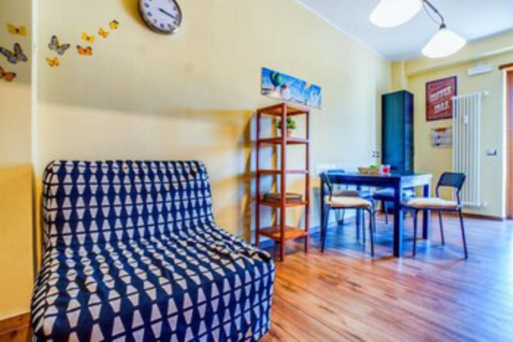 Room 5 of 12