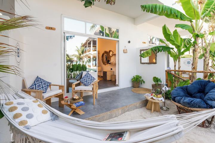 Terrace/Patio 19 of 49