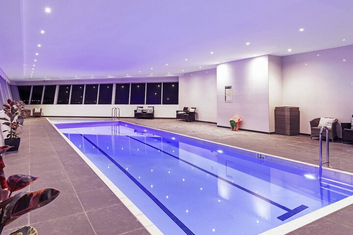 Hotel with Pool