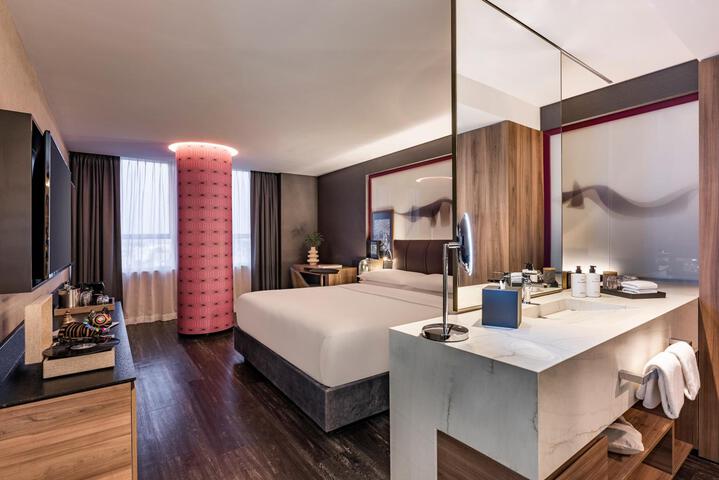 Room 60 of 60