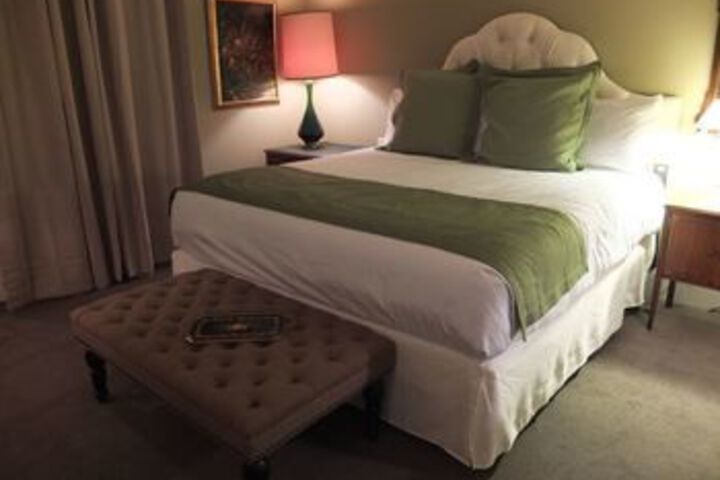 Room 22 of 40