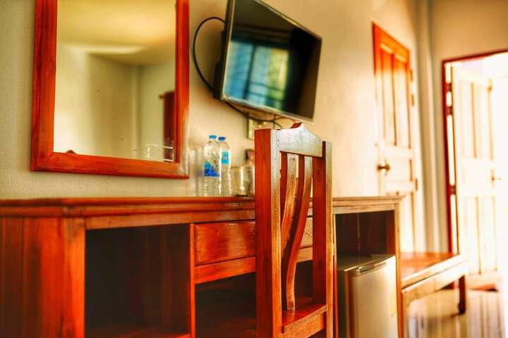 Room 7 of 34