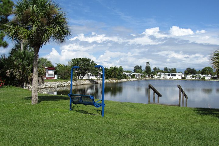 Property Grounds 34 of 38