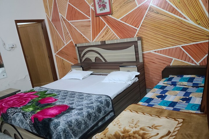 Room 18 of 22