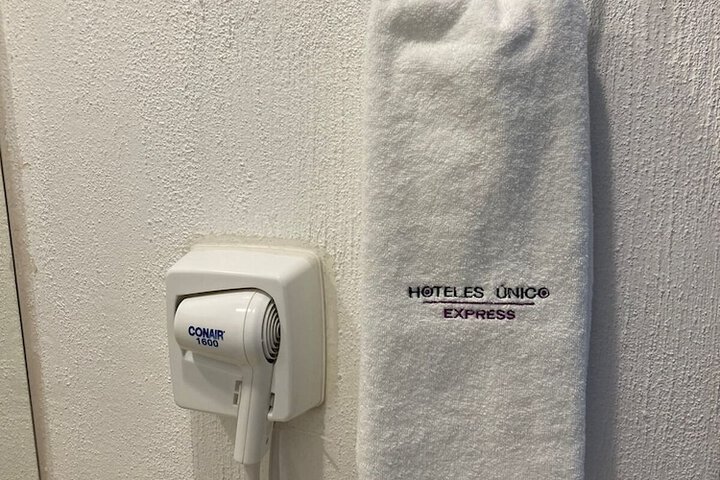 Room 30 of 41