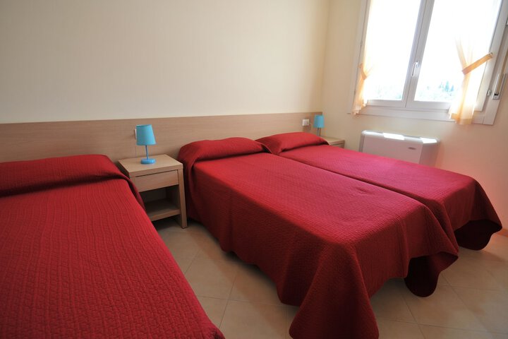 Room 8 of 39