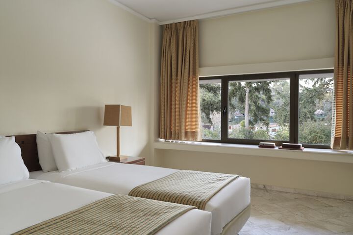 Room 5 of 58