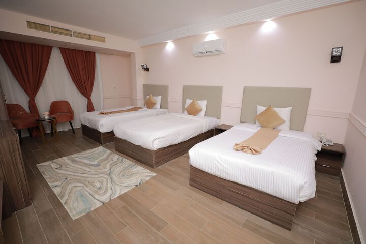 Room 8 of 51