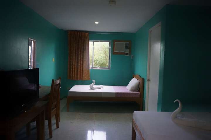 Room 12 of 59