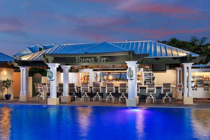 Poolside bar