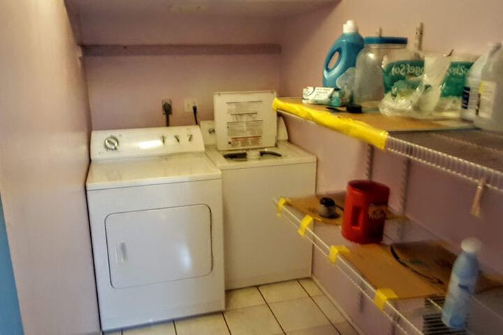 Room 30 of 49