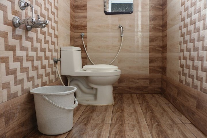 Room 17 of 25