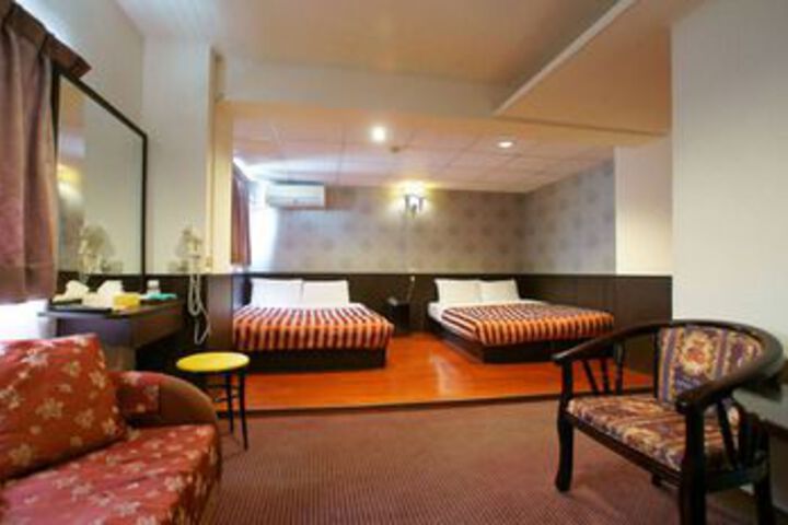 Room 42 of 63