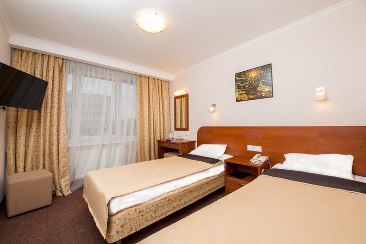 Room 12 of 60
