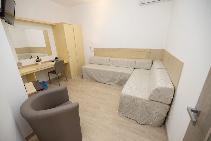 Room 22 of 56
