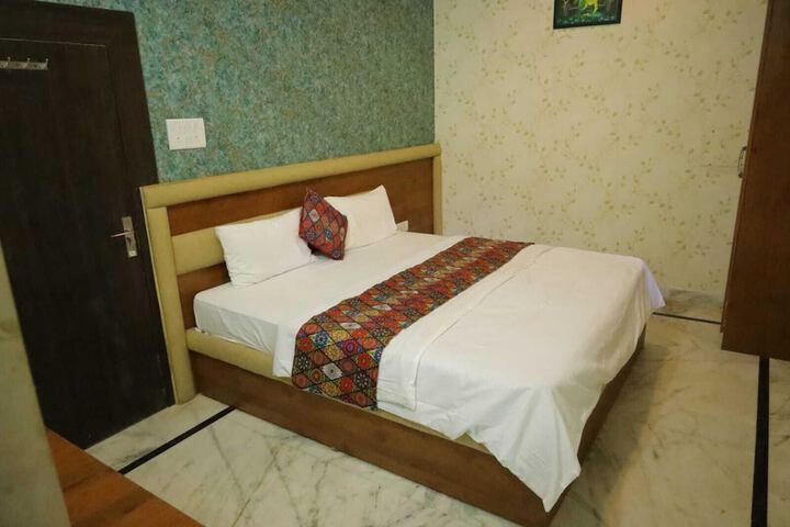 Room 9 of 58