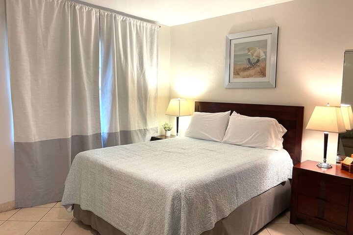 Room 4 of 89