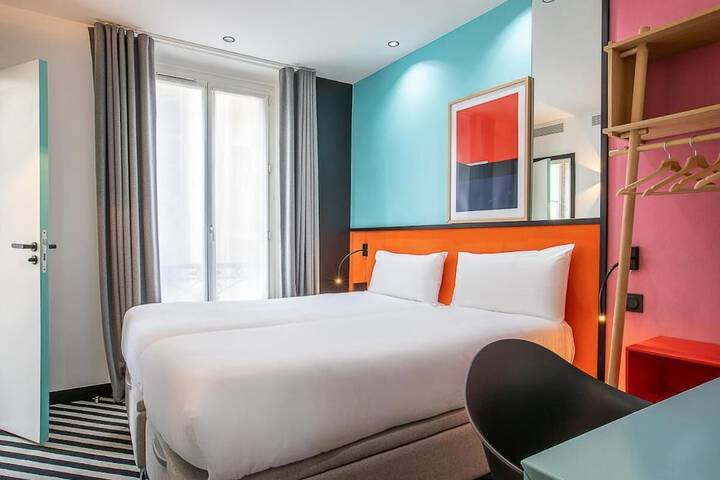 Room 21 of 50