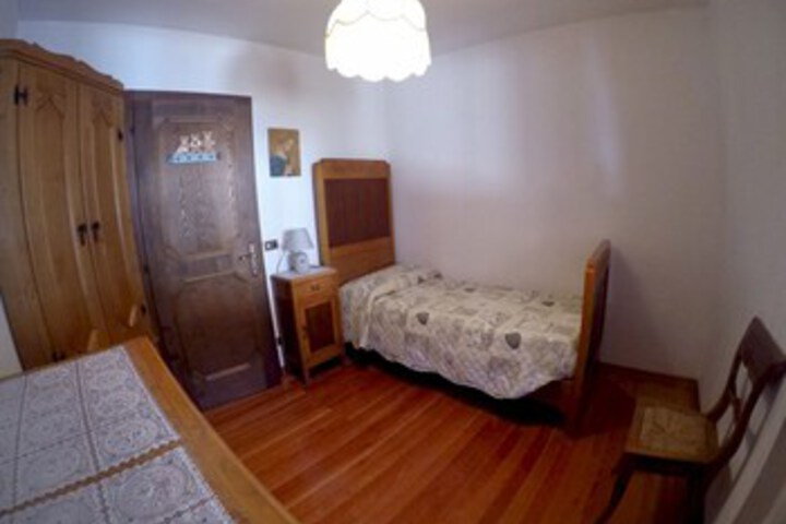 Room 16 of 43