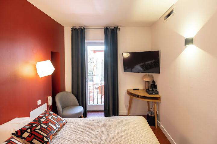 Room 22 of 47
