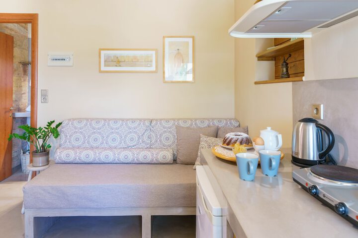 Room 10 of 61