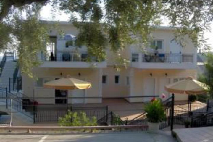 Hotel 2 of 8