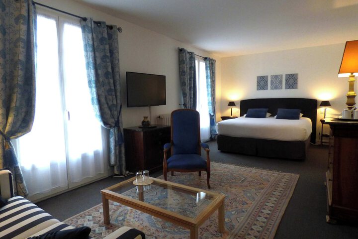 Room 15 of 51