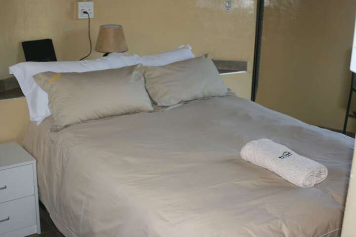 Room 6 of 19
