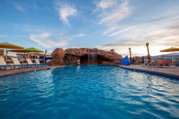 Pool 31 of 51