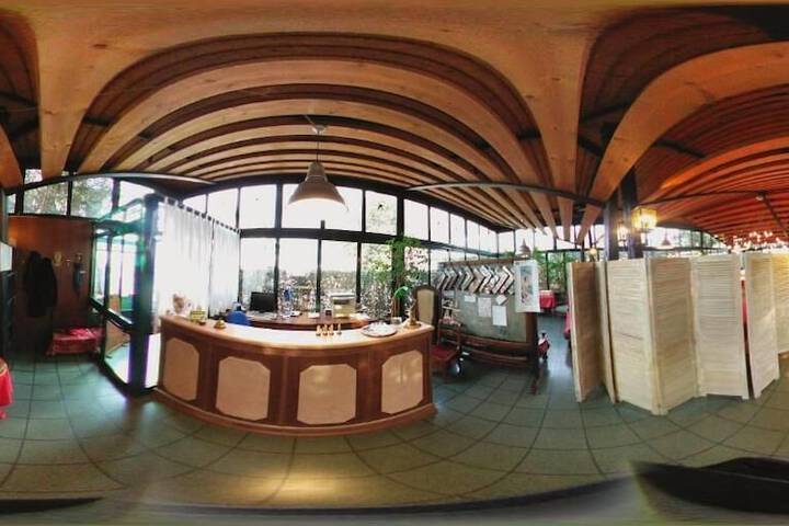 Dining Photos