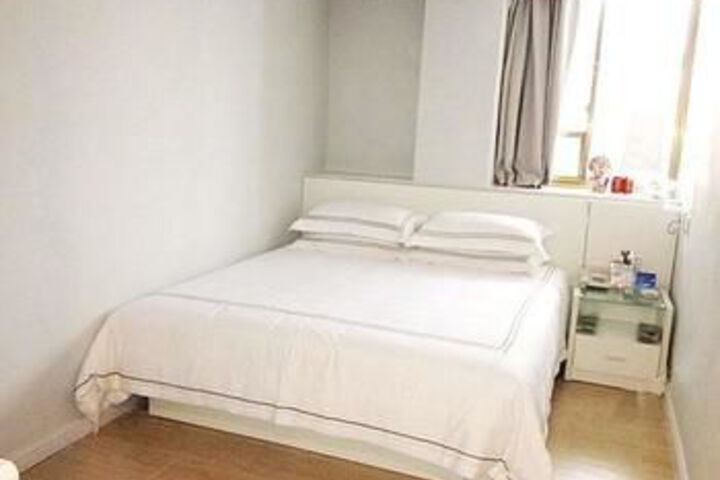 Room 10 of 10