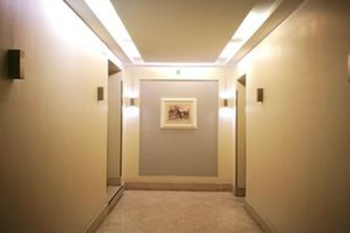 Ballroom/Hall 17 of 42