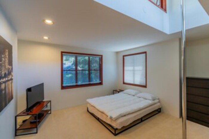 Room 39 of 44