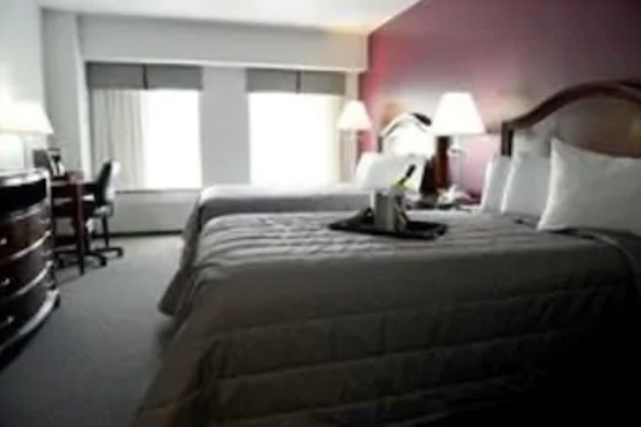 Room 2 of 2
