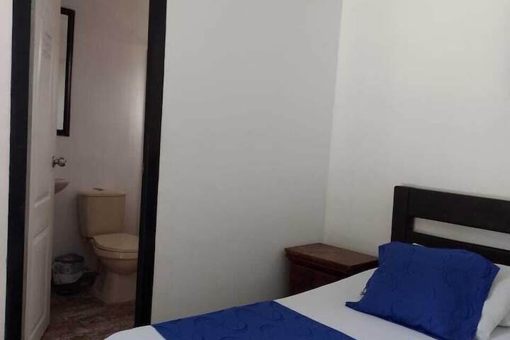Room 8 of 27