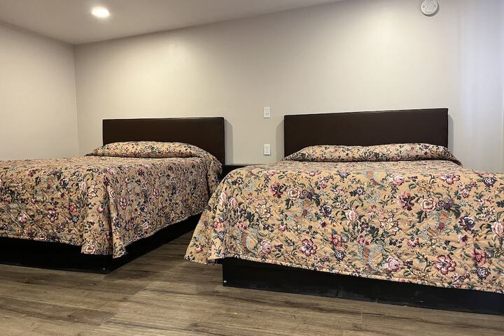 Room 8 of 19